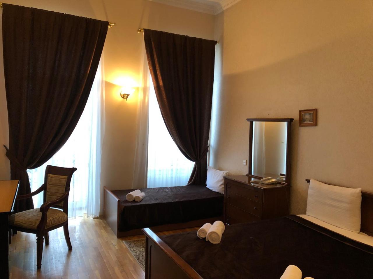 Swan Hotel Баку Екстериор снимка